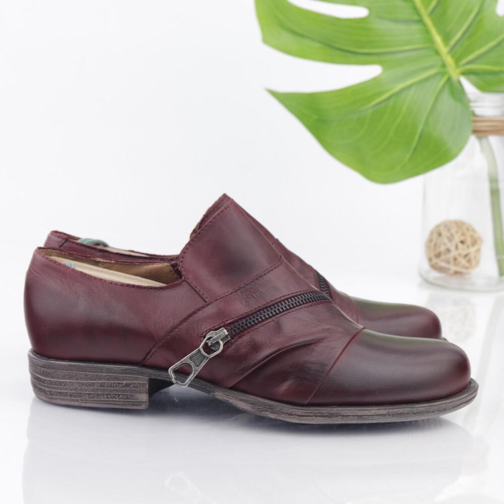 Miz Mooz Womens Lyric Loafer Bootie Size 38 7 Burgundy Leather Comfort Zip Shoes